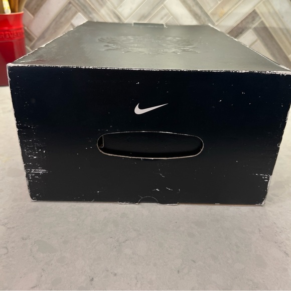 Nike Zoom LeBron III 312147-101 2005 White/Black/Crimson Red MVP Cavaliers - Picture 13 of 13